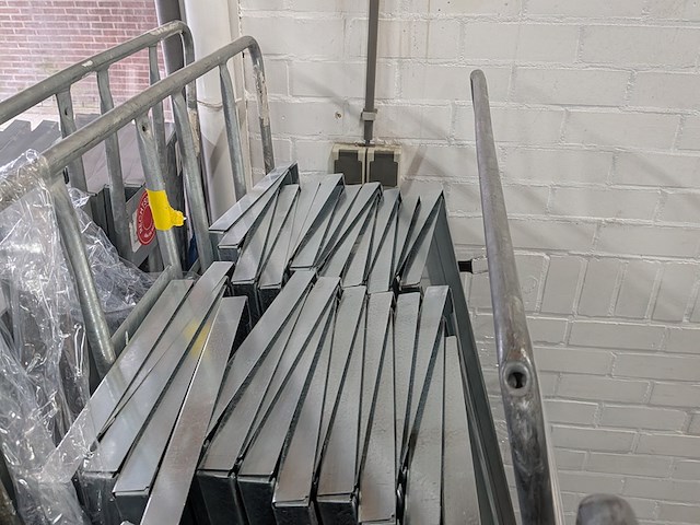 Divers stellingmateriaal - afbeelding 7 van  8