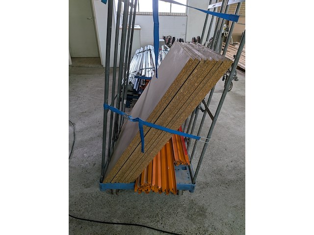 Divers stellingmateriaal - afbeelding 6 van  8