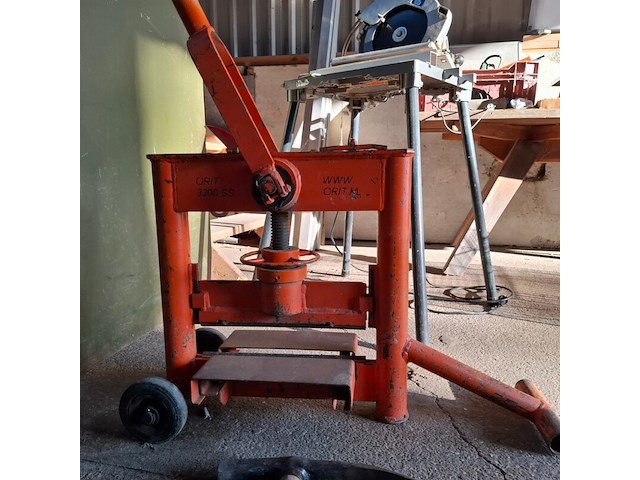 Divers stratenmaker gereedschap - afbeelding 2 van  8