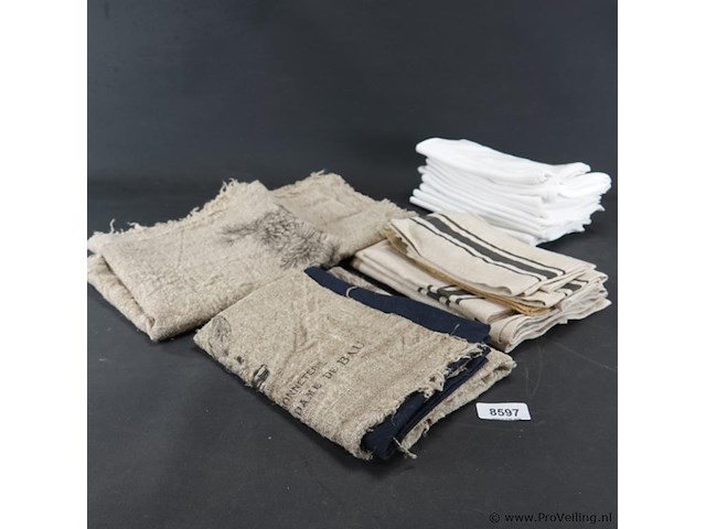 Divers tafellinnen - afbeelding 1 van  5