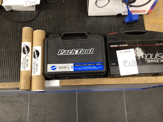 Divers test/fietsgereedschap - afbeelding 1 van  5