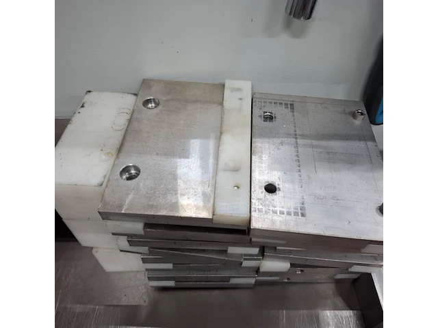 Divers toebehoren t.b.v. machine werkstukklem - afbeelding 13 van  13