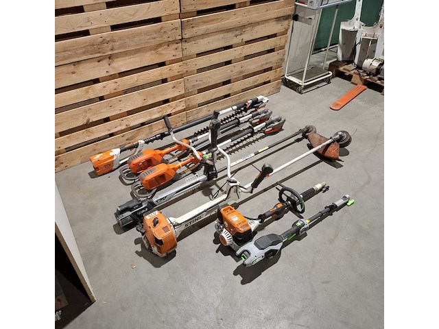Divers tuingereedschap, o.a. stihl, ego en husqvarna - afbeelding 23 van  37