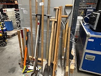 Divers tuingereedschap - afbeelding 1 van  5