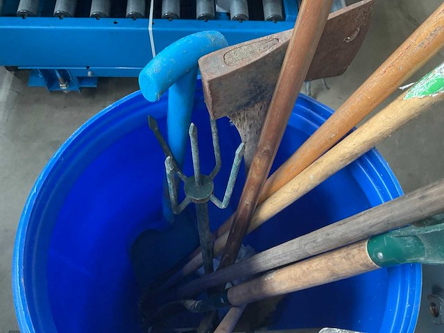 Divers tuingereedschap - afbeelding 4 van  4