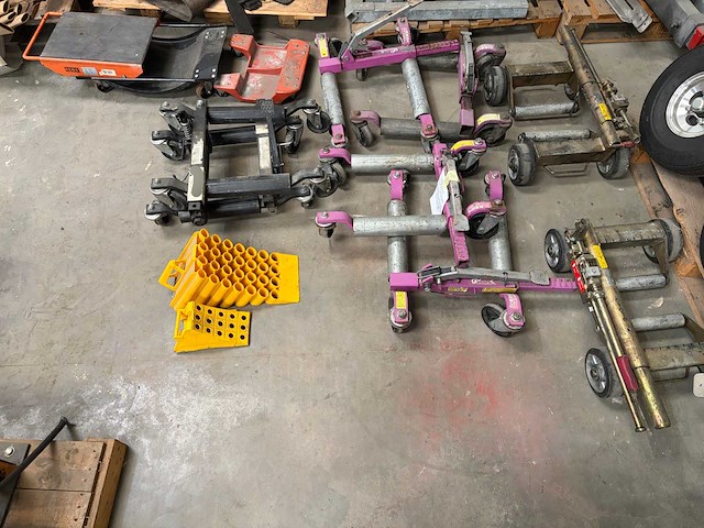 Divers verplaats dolly’s (bergings gereedschap) (11x) - afbeelding 1 van  34