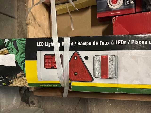 Divers voertuig verlichting - afbeelding 2 van  4