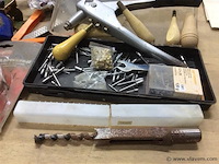 Divers werkmateriaal - afbeelding 5 van  6