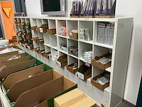 Divers winkelmeubilair - afbeelding 3 van  3