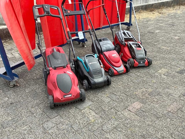 Diverse - grasmaaiers (4x) - afbeelding 1 van  5