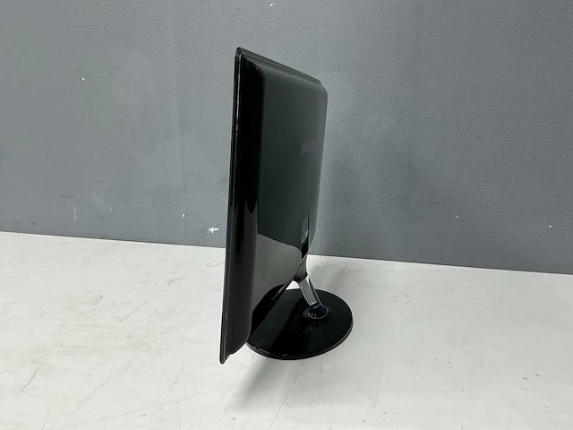 Diverse - monitor (4x) - afbeelding 27 van  27