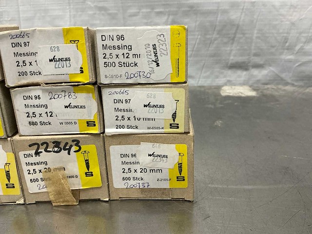 Diverse 2,5mm messing schroeven (1800x) - afbeelding 2 van  4