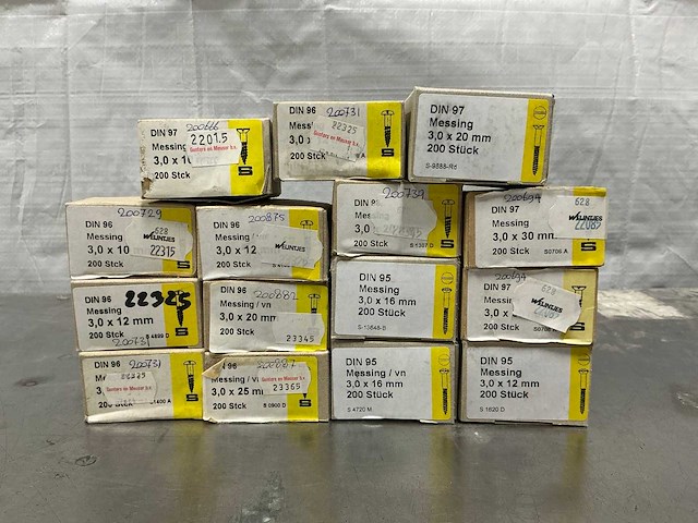 Diverse 3mm messing schroeven (2800x) - afbeelding 1 van  7