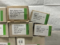 Diverse 4mm stahl schroeven (1500x) - afbeelding 3 van  5
