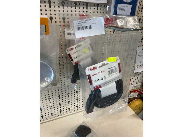 Diverse aanhangersloten toebehoren en gasalarmen - afbeelding 7 van  23