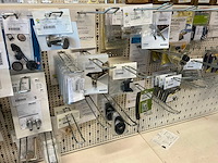 Diverse aanhangersloten toebehoren en gasalarmen - afbeelding 17 van  23