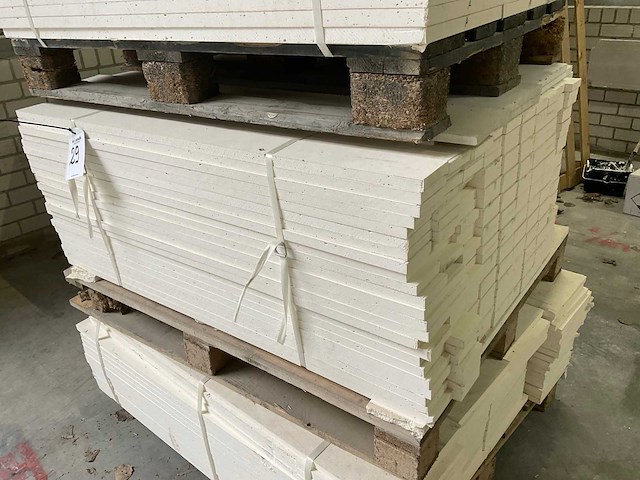 Diverse aannemersmateriaal - afbeelding 14 van  19