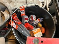Diverse aannemersmaterialen - afbeelding 6 van  7