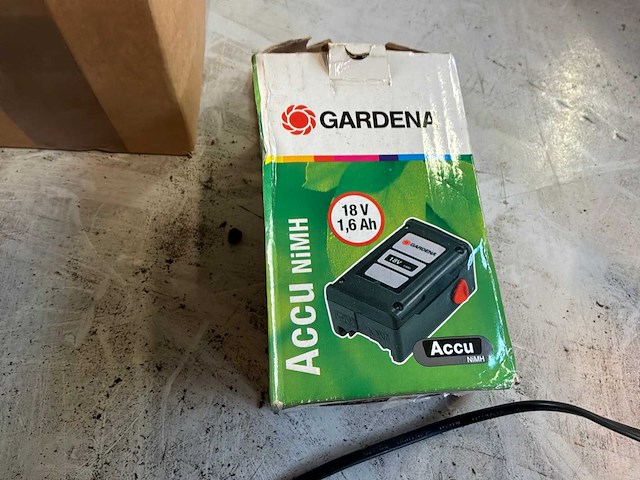 Diverse accu’s (8x) - afbeelding 3 van  7