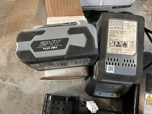 Diverse accu’s (8x) - afbeelding 5 van  7