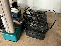 Diverse accu's en laders - afbeelding 4 van  4