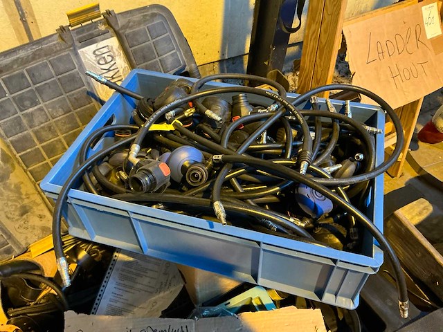 Diverse ademlucht accessoires - afbeelding 2 van  7