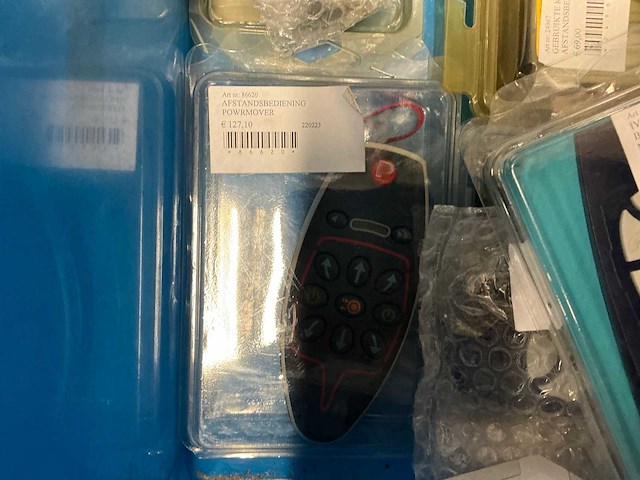 Diverse afstandsbedieningen (9x) - afbeelding 7 van  11