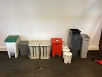 Diverse afvalemmers & prullenbakken (14x) - afbeelding 1 van  6