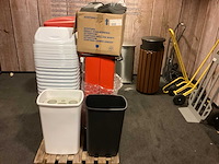 Diverse afvalemmers & prullenbakken - afbeelding 3 van  6