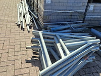 Diverse afzetmateriaal t.b.v. bebording - afbeelding 1 van  4