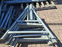 Diverse afzetmateriaal t.b.v. bebording - afbeelding 2 van  4