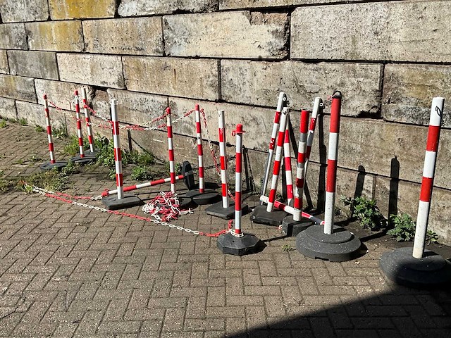 Diverse afzetpaaltjes (18x) - afbeelding 4 van  4