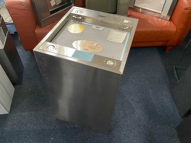 Diverse afzuigkap onderdelen - afbeelding 1 van  4