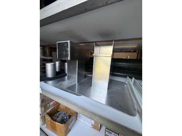 Diverse airco installatiematerialen - afbeelding 5 van  10