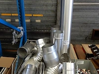Diverse aluminium hulpstukken in draadmand, burgerhout, aluminium