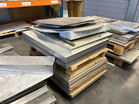 Diverse aluminium restanten - afbeelding 8 van  12