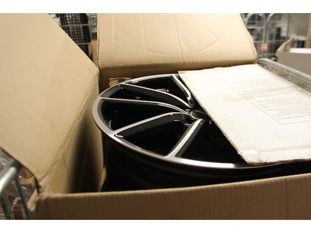 Diverse aluminium velgen 5 stuks - afbeelding 6 van  7