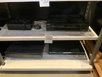 Diverse apparatuur (4x) - afbeelding 1 van  5