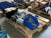 Diverse arburg machine toebehoren - afbeelding 1 van  3