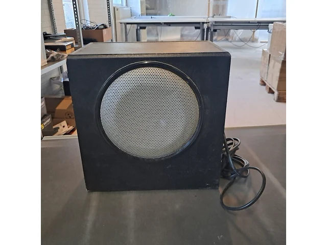 Diverse audio-apparatuur, nedis & logitech - afbeelding 2 van  18