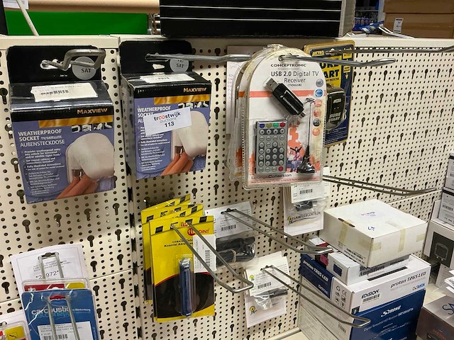 Diverse audio en tv aansluit onderdelen - afbeelding 1 van  10