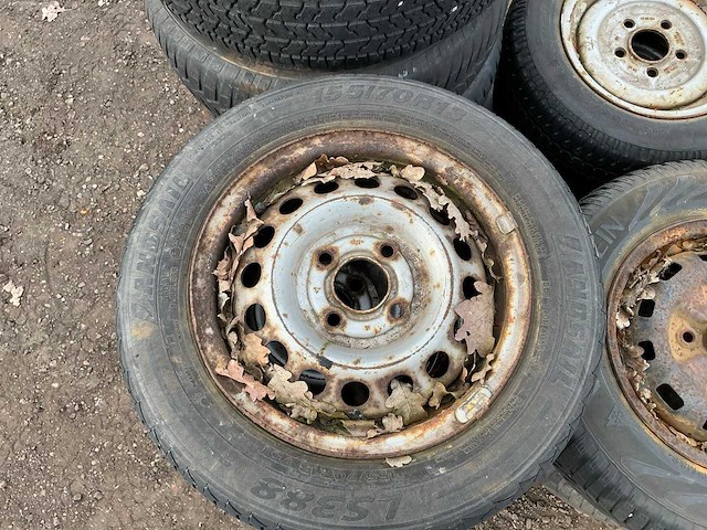 Diverse autobanden autoband - afbeelding 2 van  15