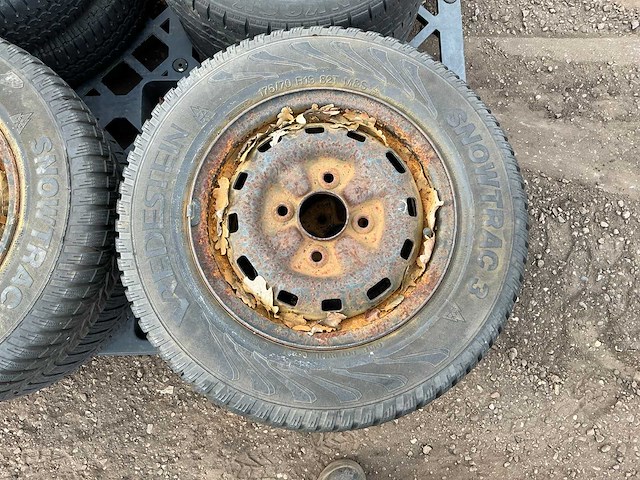 Diverse autobanden autoband - afbeelding 4 van  15