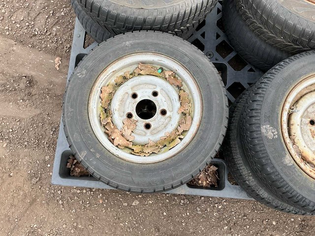 Diverse autobanden autoband - afbeelding 5 van  15