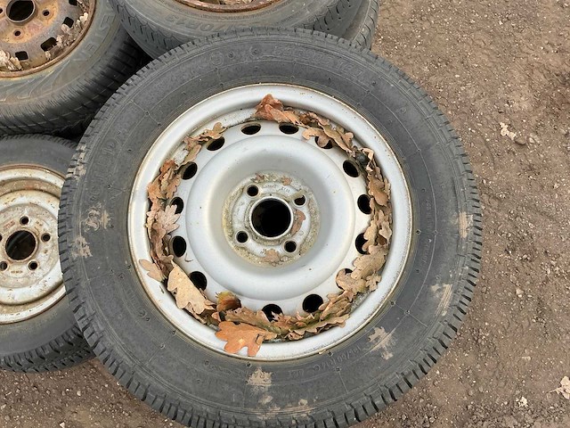 Diverse autobanden autoband - afbeelding 7 van  15