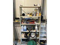 Diverse automaterialen en gereedschappen - afbeelding 3 van  10