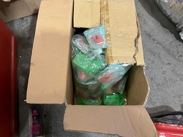 Diverse automotive en garage toebehoren - afbeelding 6 van  12