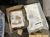 Diverse automotive en garage toebehoren - afbeelding 12 van  12