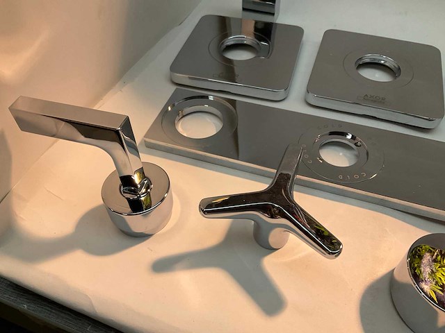 Diverse axor hansgrohe citterio en overige thermostaat onderdelen - afbeelding 2 van  6