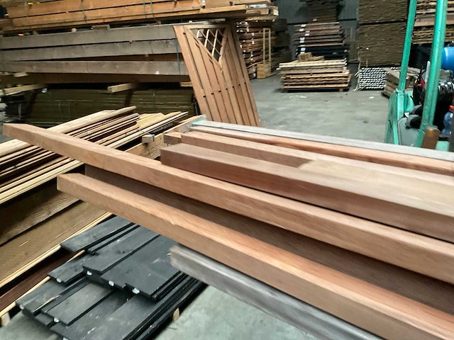 Diverse azobé balken (35x) - afbeelding 6 van  11